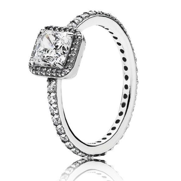 Pandora: Ring